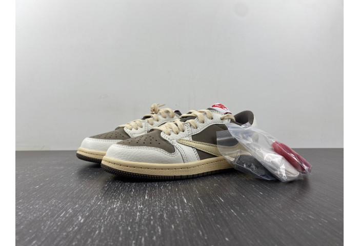 Travis Scott x Air Jordan 1 OG Low PS
