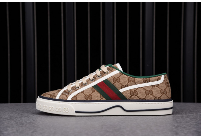 GC sneaker