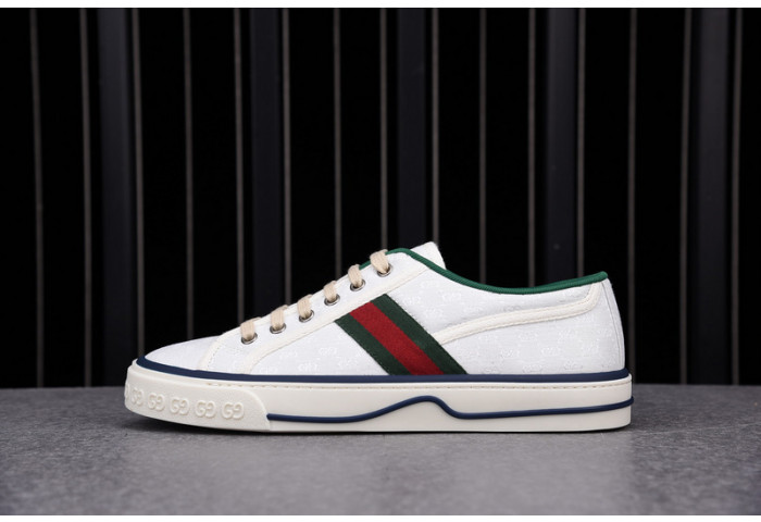 GC sneaker