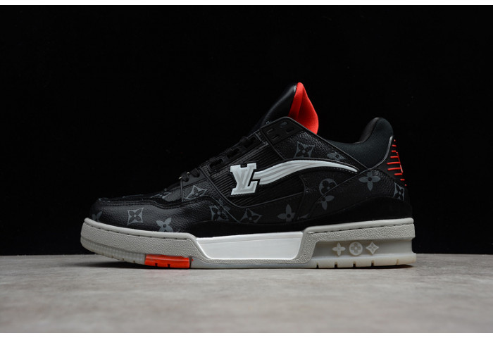 LOU VUIT SNEAKERS