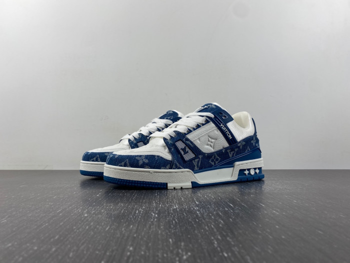 l**is V*t*n lv trainer