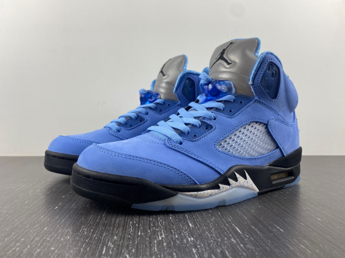 Air Jordan 5 “UNC” DV1310-401