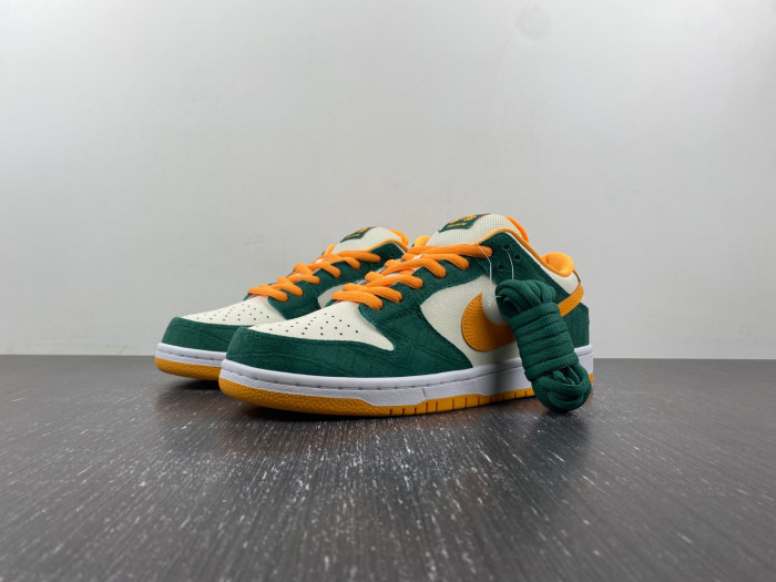 5K1 Nike SB Dunk Low Pro 304292-383