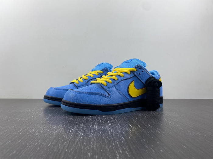Nike SB Dunk Low “Bubbles” FZ8320-400