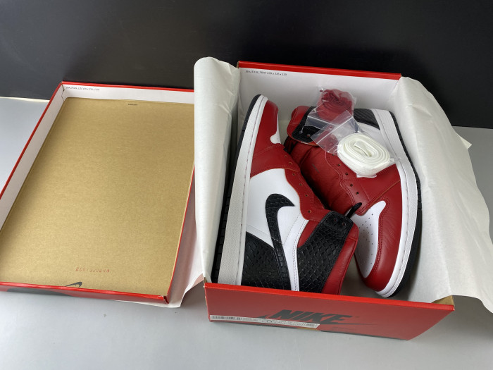 Jordan 1 Retro High Satin Snake Chicago (W) CD0461-601