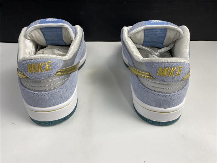 Sean Cliver x Dunk SB Low DC9936-100