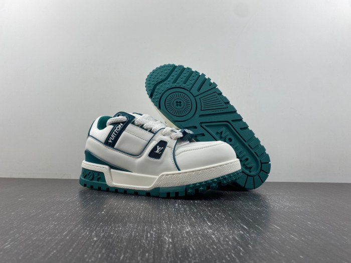l**is V*t*n lv trainer