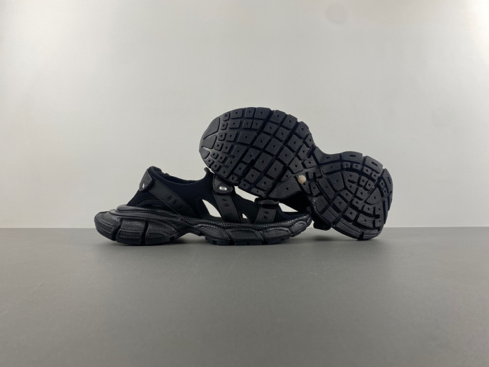Ba*len*cia*ga sandal