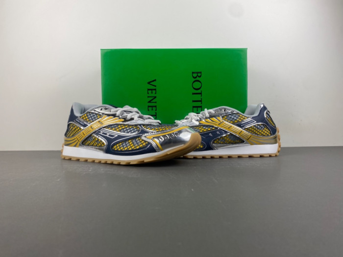 B0tt*ga Ven*ta ORBIT SNEAKER