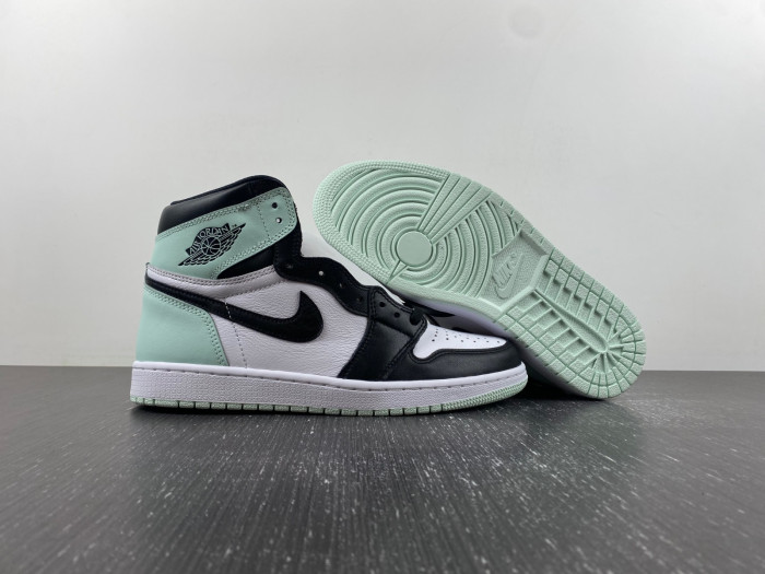 AIR JORDAN 1 RETRO HIGH OG NRG AJ1 861428-100