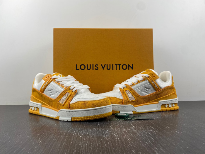 l**is V*t*n lv trainer
