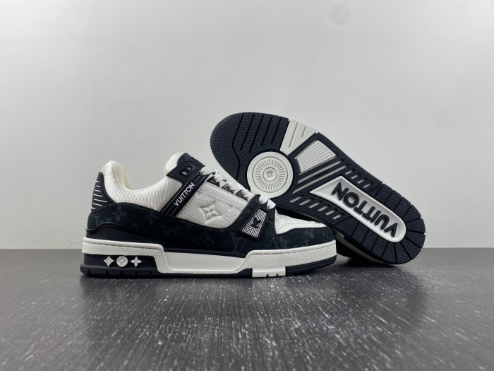 l**is V*t*n lv trainer