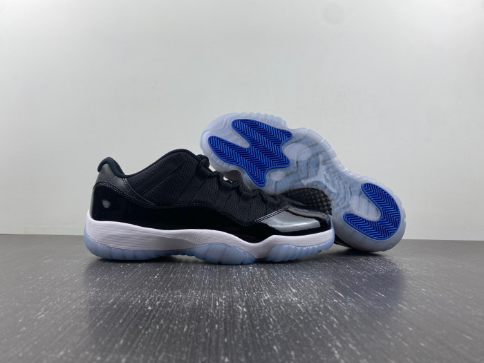 Air Jordan 11 “Space Jam" FV5104-004