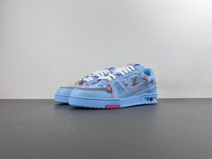 L0vis Vvtt0n LV trainer