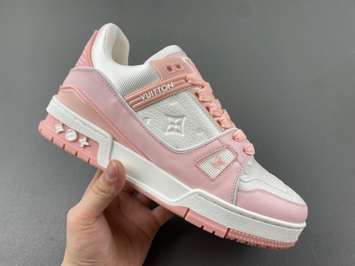 l**is V*t*n lv trainer