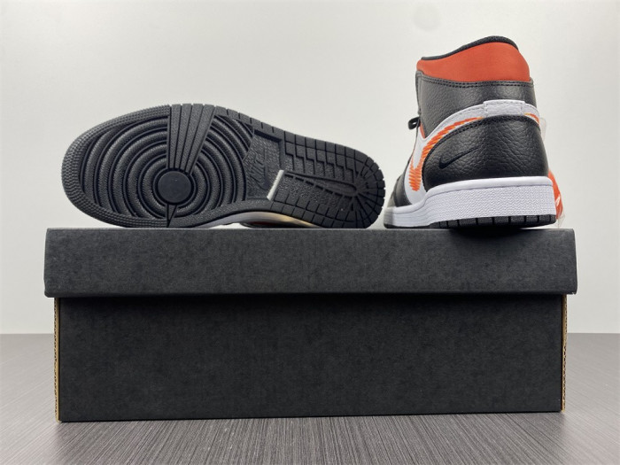 Air Jordan AIR JORDAN 1 MID 