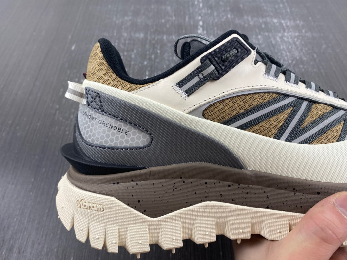 Moncler Trailgrip Beige White