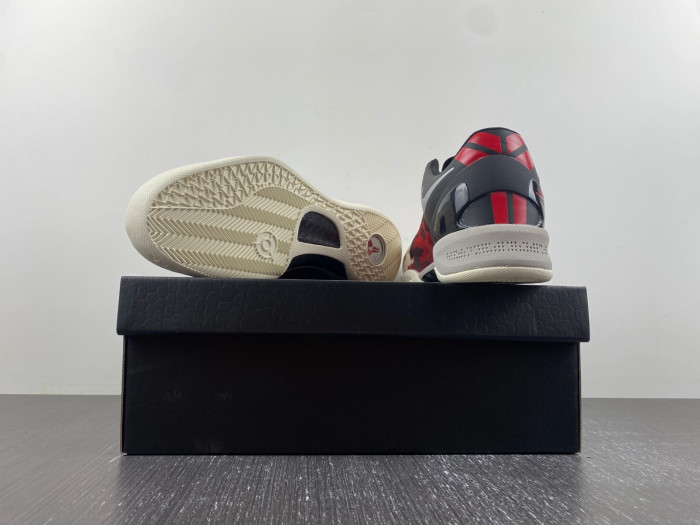 NNIKE Kobe 8 System "Milk Snake" 555035-601