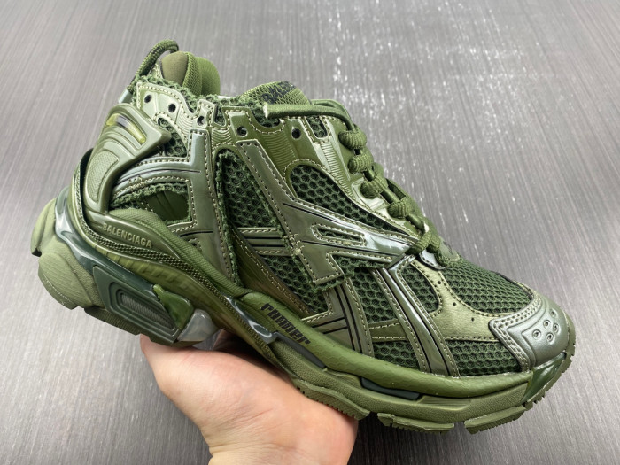 Ba*len*cia*ga runner sneaker