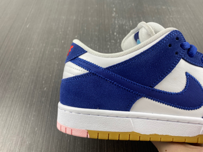 Nike SB Dunk Low Los Angeles Dodgers  DO9395-400
