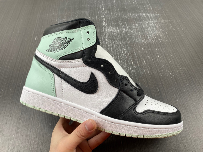 AIR JORDAN 1 RETRO HIGH OG NRG AJ1 861428-100