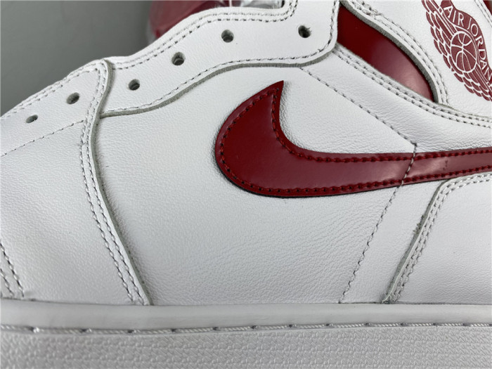 Jordan 1 Retro Metallic Red (2017) 555088-103