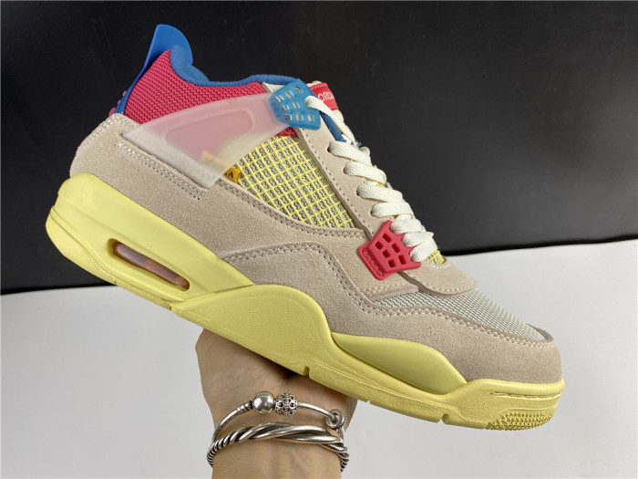 Jordan 4 Retro Union Guava Ice DC9533-800