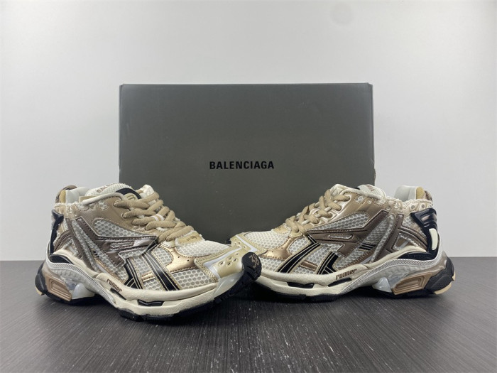 Ba*len*cia*ga runner white blue red 677403-w3rn1-1125