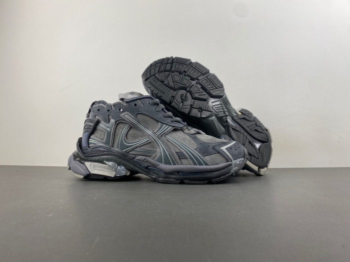 Ba1en*iaga runner 772774 wrnsd 1100