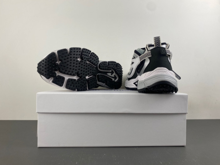 OFF-WHITE BE RIGHT BACK