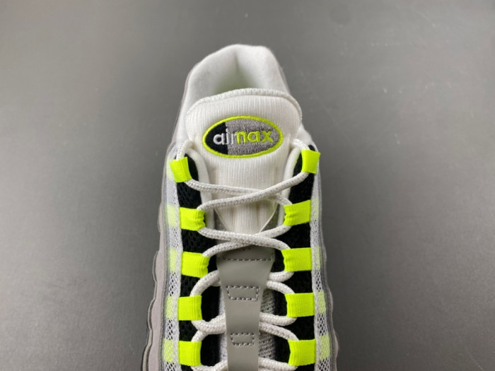 NIKE AIR MAX 95 SP CT1689-001