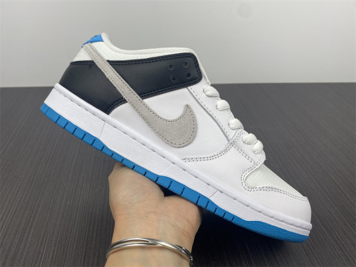 Nike SB Dunk Low “Laser Blue” BQ6817-101