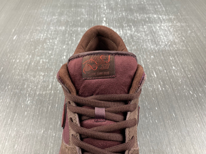 Nike Dunk SB LOW FN0619-600