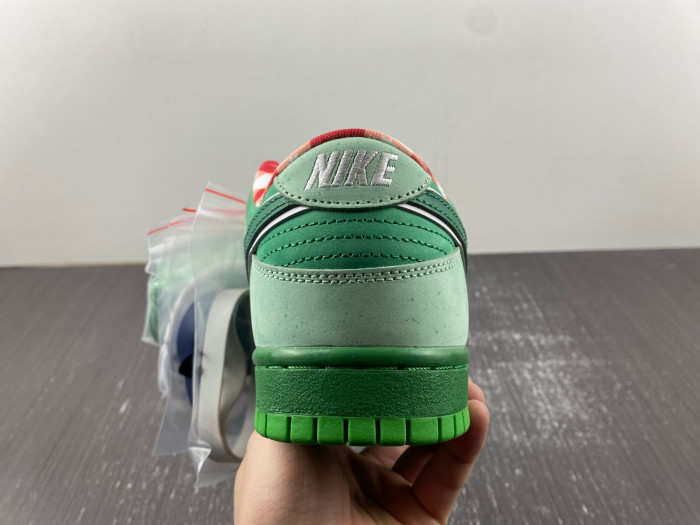 Concepts x Nike SB Dunk Low BV1310-303