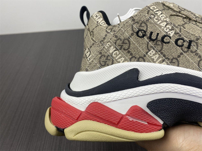 gc x Ba*len*cia*ga sneaker 681066ulz10 9795