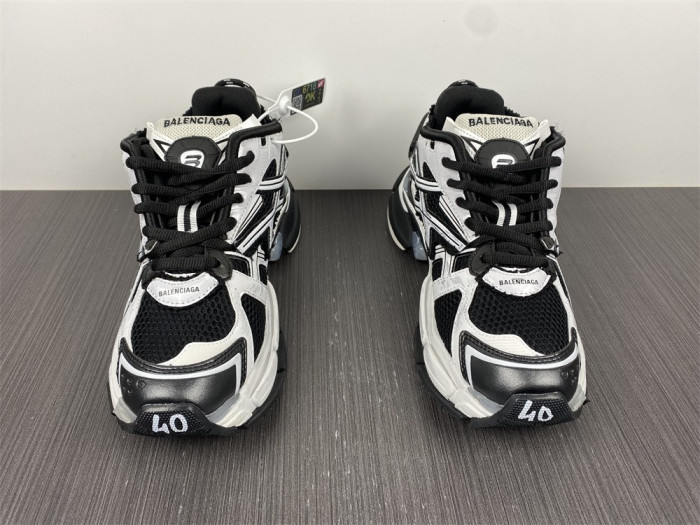 Ba*len*cia*ga runner trainer 677403 w3rb2 9010