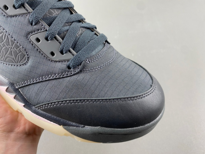 PSG x Air Jordan 5 “Off Noir” HQ3004-001