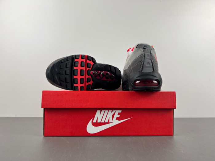 Nike Wmns Air Max 95 AT2865-100