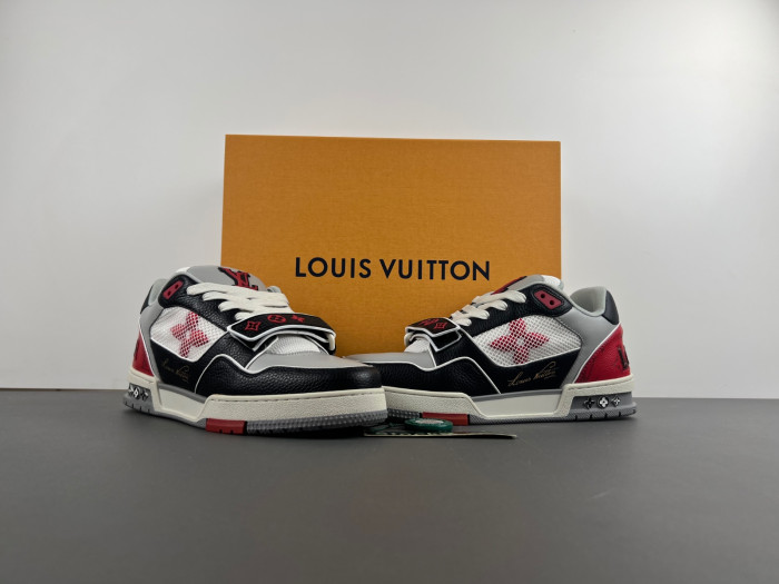 l**is V*t*n lv trainer