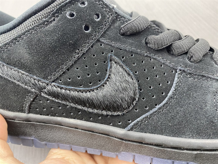 Nike SB Dunk Low SP Undefeated 5 On It Black DO9329-001