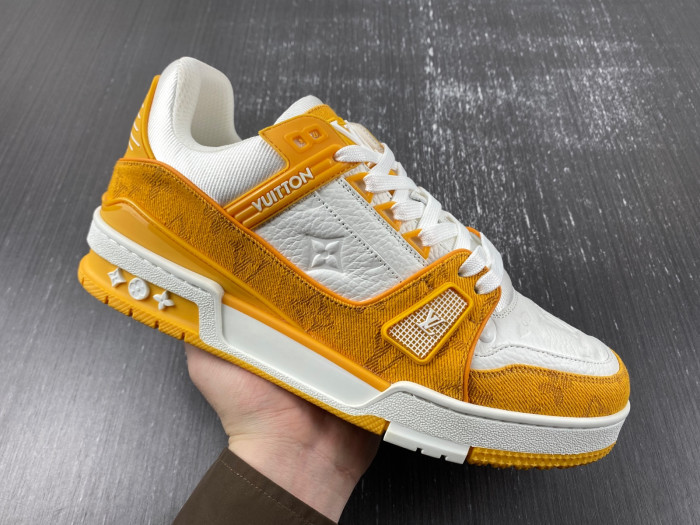 l**is V*t*n lv trainer