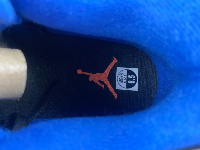 Air Jordan 4 Retro 