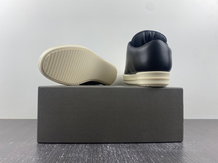 Jumbo Laced Padded Low RU02C7893 LLPW2