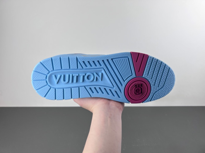 L0vis Vvtt0n LV trainer