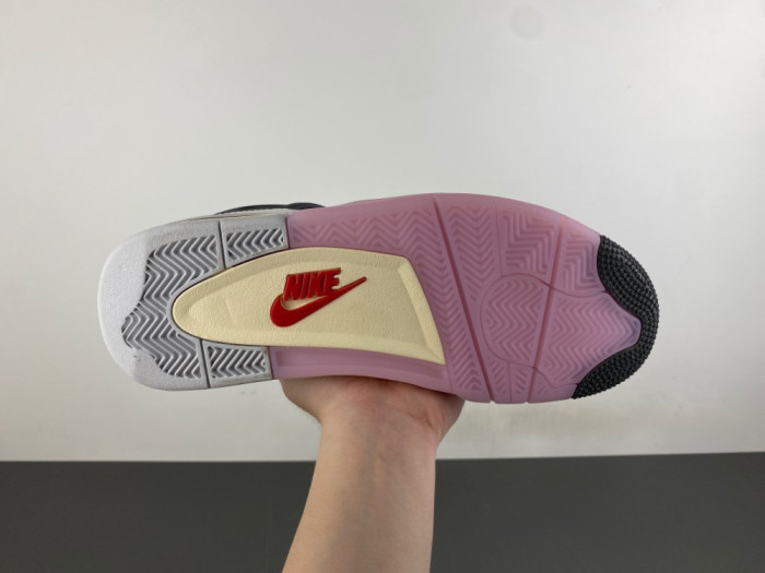 NIKE AIR JORDAN 4 RETRO JA1135-100