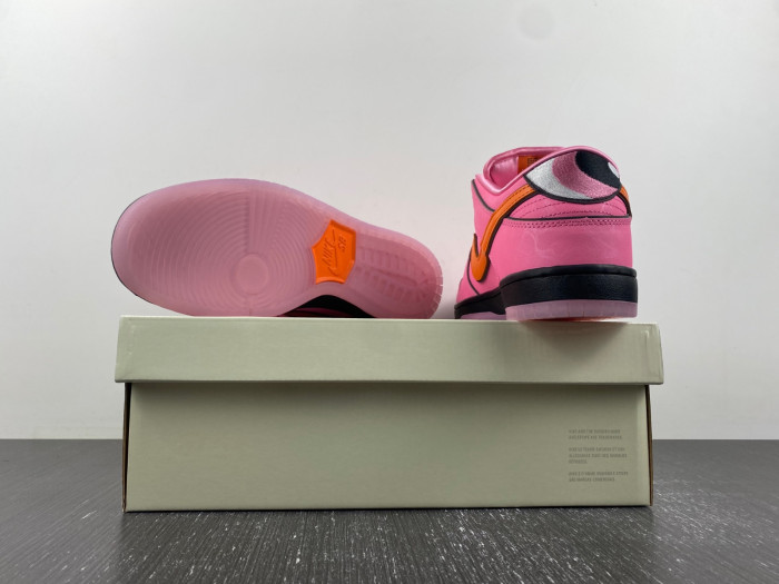 Nike SB Dunk Low “Blossom” FD2631-600