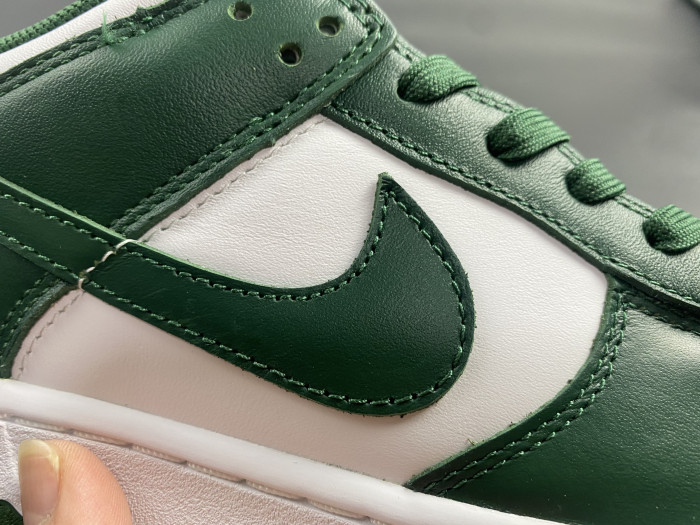 Nike Dunk Low Michigan State DD1391-101