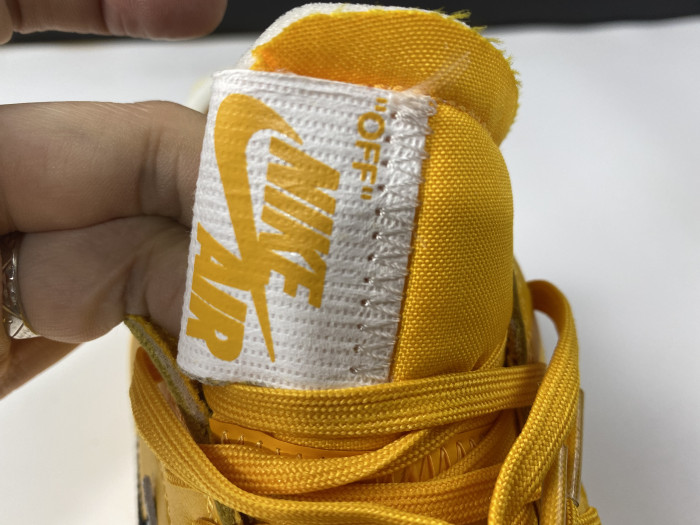 Nike Air Force 1 Low OFF-WHITE University Gold Metallic Silver DD1876-700