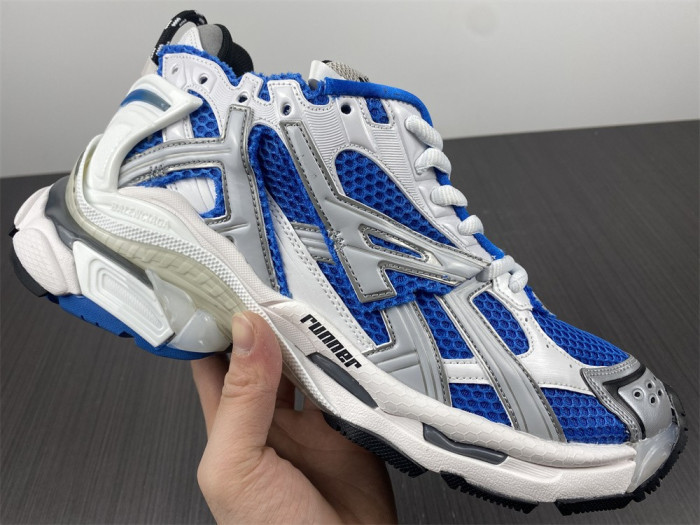 Ba*len*cia*ga runner sneaker