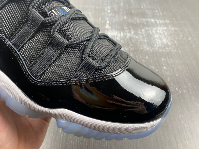 Air Jordan 11 “Space Jam" FV5104-004